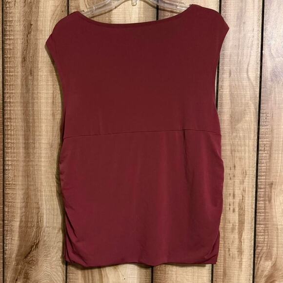 Burgundy Sleeveless top size XL - Picture 5 of 6